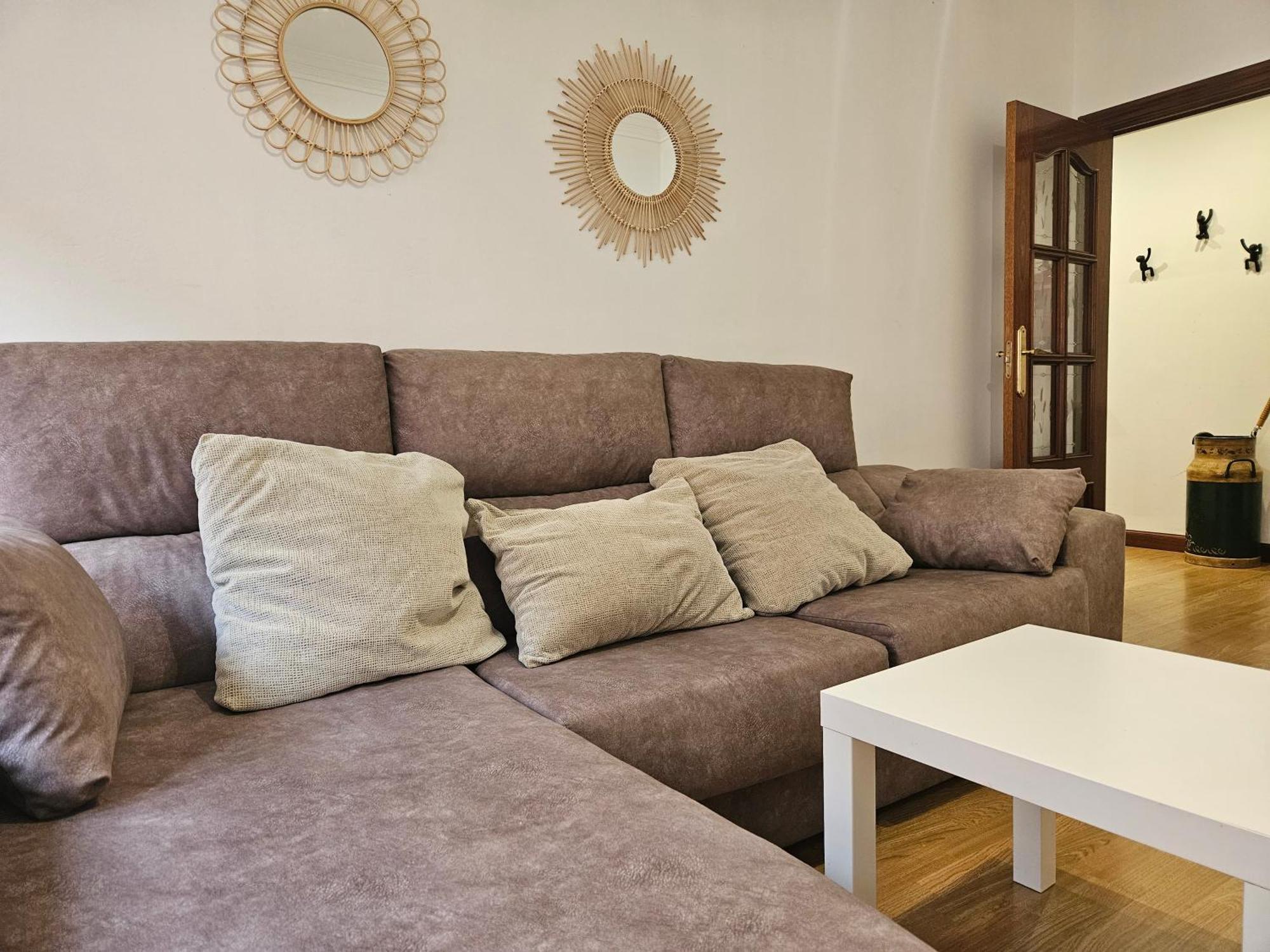 127A Apartamento 3 Habitaciones Cerca De La Playa Gijón Eksteriør bilde
